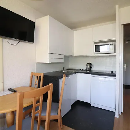 Cosy Avec Balcon, Proche Pistes Et Commerces, 4 Pers, Wifi, Animaux Acceptes - Fr-1-502-535